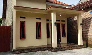 Rumah siap huni di desa karangmalang ketanggungan brebes