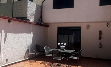 Venta casa ubicad en Calz. de los Huesos, Fracc. Los Sacuces