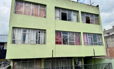 VENDO CASA RENTERA EN EL SUR DE QUITO, SECTOR LA MAGDALENA