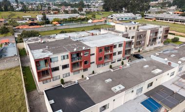 DEPARTAMENTO EN PLANTA BAJA EN CONOCOTO