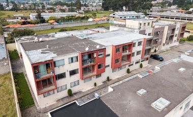 DEPARTAMENTO EN PLANTA BAJA EN CONOCOTO