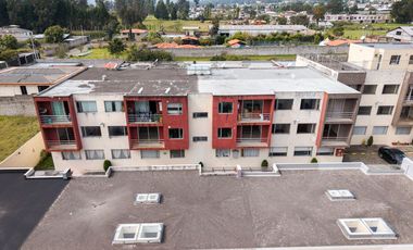 DEPARTAMENTO EN PLANTA BAJA EN CONOCOTO