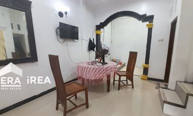 DIJUAL RUMAH MURAH FULL FURNISHED 2 LANTAI DEKAT KAMPUS UNS SOLO