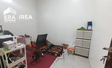 DIJUAL RUMAH MURAH FULL FURNISHED 2 LANTAI DEKAT KAMPUS UNS SOLO