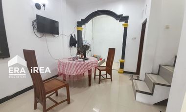 DIJUAL RUMAH MURAH FULL FURNISHED 2 LANTAI DEKAT KAMPUS UNS SOLO