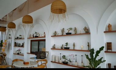 Tempat Usaha Bekas Restoran Lokasi Ramai, Parkir Luas & Potensi Bisnis Besar di Batu Malang