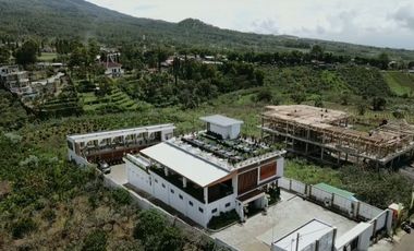 Tempat Usaha Bekas Restoran Lokasi Ramai, Parkir Luas & Potensi Bisnis Besar di Batu Malang