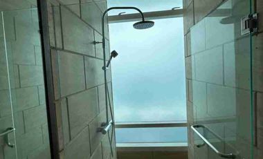 di jual apartemen di lantai ke 56 harga murah