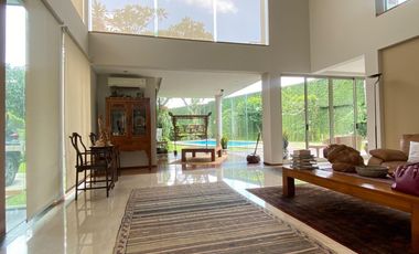 Dijual Rumah Mewah And Modern Seperti Resort dengan Taman Indah di Intan Cilandak Jakarta Selatan