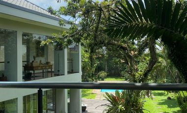 Dijual Rumah Mewah And Modern Seperti Resort dengan Taman Indah di Intan Cilandak Jakarta Selatan