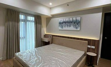 Park Triangle Residences - Premium 2 Bedroom Unit with Balcony