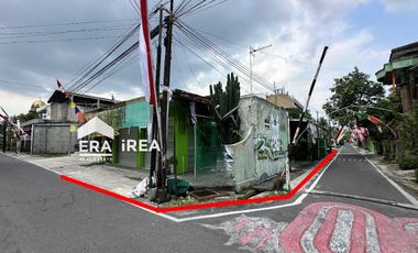DIJUAL RUANG USAHA AREA BELAKANG SOLO SQUARE MALL