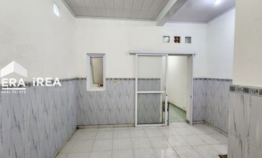 DIJUAL ATAU DISEWAKAN RUANG USAHA DEKAT MASJID RAYA SHEIKH ZAYED SOLO