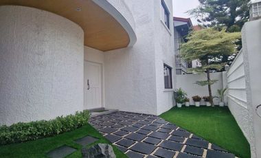 BUNGALOW FURNISHED FOR SALE IN A PRIME LOCATION IN BF HOMES PARANAQUE