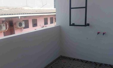 RUMAH BARU 3 LANTAI SIAP HUNI PADEMANGAN TIMUR