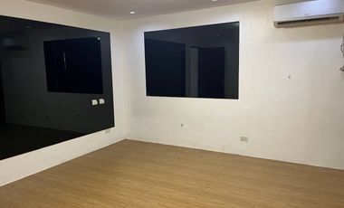 Sentosia Villas 3 Floors Villas for Rent 50k/month