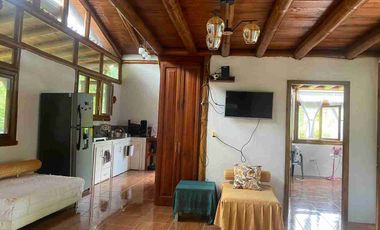 VENDO QUINTA AMOBLADA, URB. EDEN PUERTO QUITO.