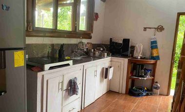 VENDO QUINTA AMOBLADA, URB. EDEN PUERTO QUITO.