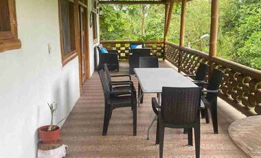 VENDO QUINTA AMOBLADA, URB. EDEN PUERTO QUITO.