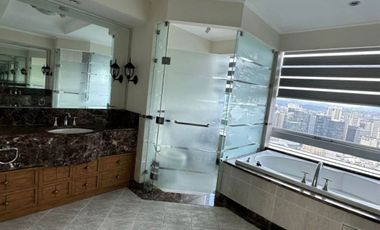 Spacious 4 Bedroom Penthouse in Pacific Plaza Tower BGC Taguig