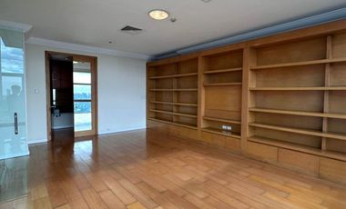 Spacious 4 Bedroom Penthouse in Pacific Plaza Tower BGC Taguig