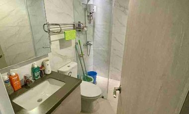 SACRIFICE SALE 2BR Condo Fully-Furnished at Mandani Bay Tower 1