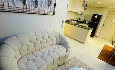 SACRIFICE SALE 2BR Condo Fully-Furnished at Mandani Bay Tower 1