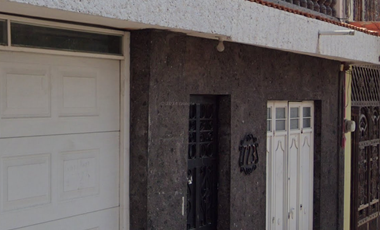 CASA EN VENTA EN APASEO EL ALTO: Tranquilidad en Santa Elena Norte, a Pasos de la Carretera Panamericana y el Centro