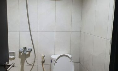 DISEWAKAN MURAH 2BR Nifarro Park Full Furnished - Pool View (FREE IPL)