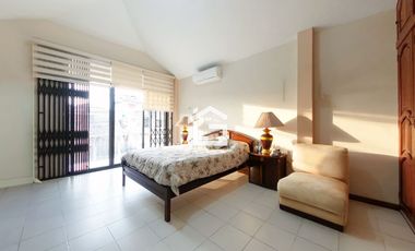 Casa en Venta en Unioro, Machala – Amplia y Remodelada