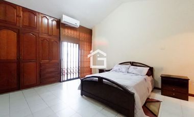Casa en Venta en Unioro, Machala – Amplia y Remodelada