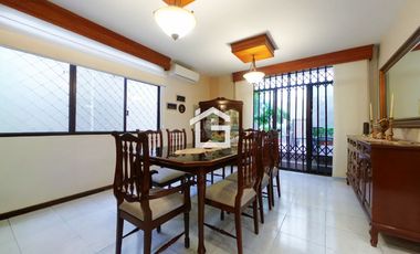 Casa en Venta en Unioro, Machala – Amplia y Remodelada