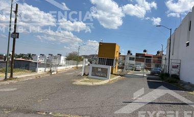 🏡‼️ CASA EN RENTA EN PLANTA BAJA – FRACC. PRIVADAS DEL TRÉBOL ‼️