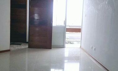 VENTA DE DEPARTAMENTO EN SEXTO PISO CON ASCENSOR EN AVENIDA LAS AMERCAS CHICLAYO