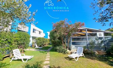 SE ARRIENDA POR AÑO CORRIDO HERMOSO DPTO EN CONDOMINIO MUY TRANQUILO Y SEGURO