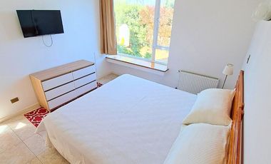 SE ARRIENDA POR AÑO CORRIDO HERMOSO DPTO EN CONDOMINIO MUY TRANQUILO Y SEGURO