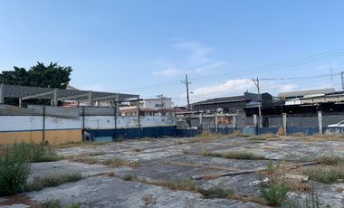 Alquiler Terreno con Piso de Hormigón, Cerramiento Garzota 2