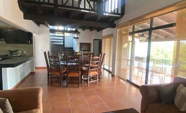 Hermosa Cabaña en VENTA