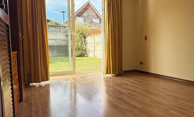 ARRIENDA CASA 3 DORMITORIOS 3 BAÑOS BARRIO INGLÉS