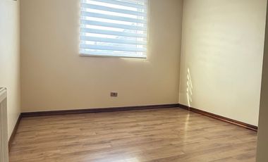 ARRIENDA CASA 3 DORMITORIOS 3 BAÑOS BARRIO INGLÉS