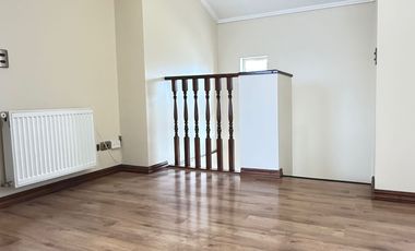 ARRIENDA CASA 3 DORMITORIOS 3 BAÑOS BARRIO INGLÉS