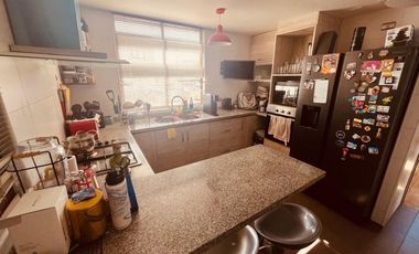 Casa sólida en condominio Lomas del Sol | 4 Dormitorios, Piscina y Quincho | Sector El Sol, Quilpué