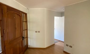 Casa amplia 3D 3B en Pasaje El Otoñal, Chillán