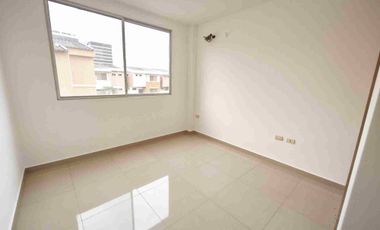 Alquiler casa de estreno urbanización San Sebastián