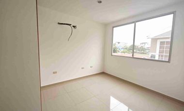 Alquiler casa de estreno urbanización San Sebastián