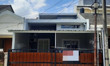 TURUN HARGA  BU Banget ! Rumah Depan Taman Nusa Loka BSD City