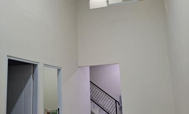 TURUN HARGA  BU Banget ! Rumah Depan Taman Nusa Loka BSD City