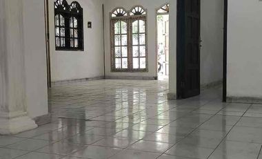 Disewakan Rumah Luas Cocok Buat Resto Kantor Ekspedisi di Duren Sawit Jakarta Timur