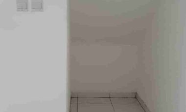 Dijual / Disewakan Rumah di The Green Court Cengkareng 6 x 15 m2 unfurnished ada 3 kt 3 km  Dekat ke Elang Laut Pik nego yuk sampai deal!!