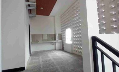 Jual Guest house dan kost kostan di Raya Mastrip Surabaya.